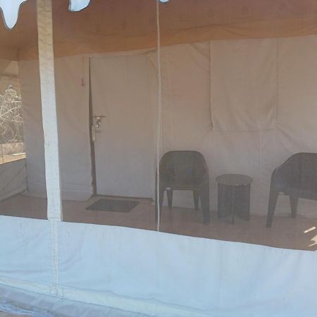 Shivir Aranya - Wilderness Resort Alwar Eksteriør billede