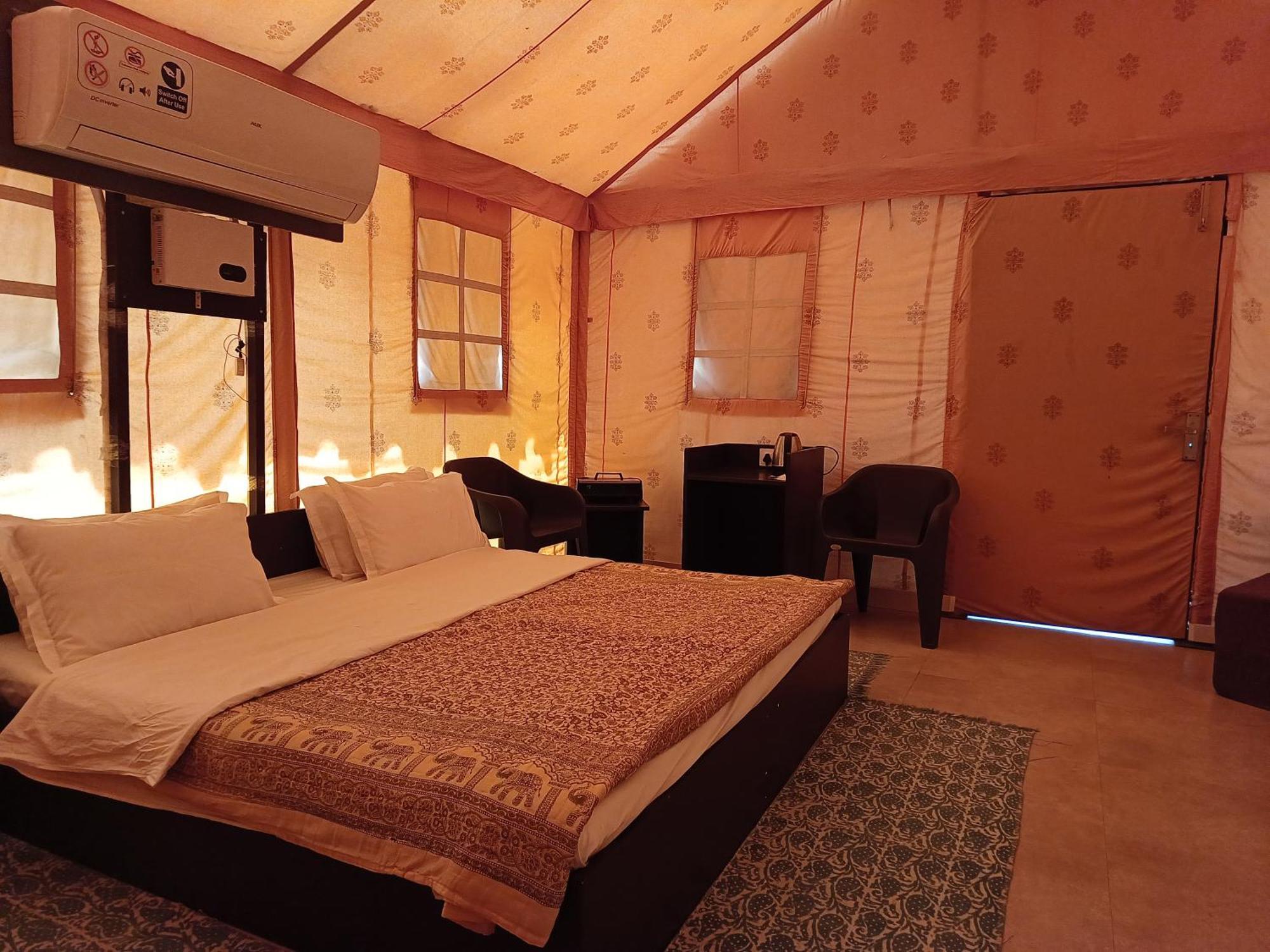 Shivir Aranya - Wilderness Resort Alwar Eksteriør billede