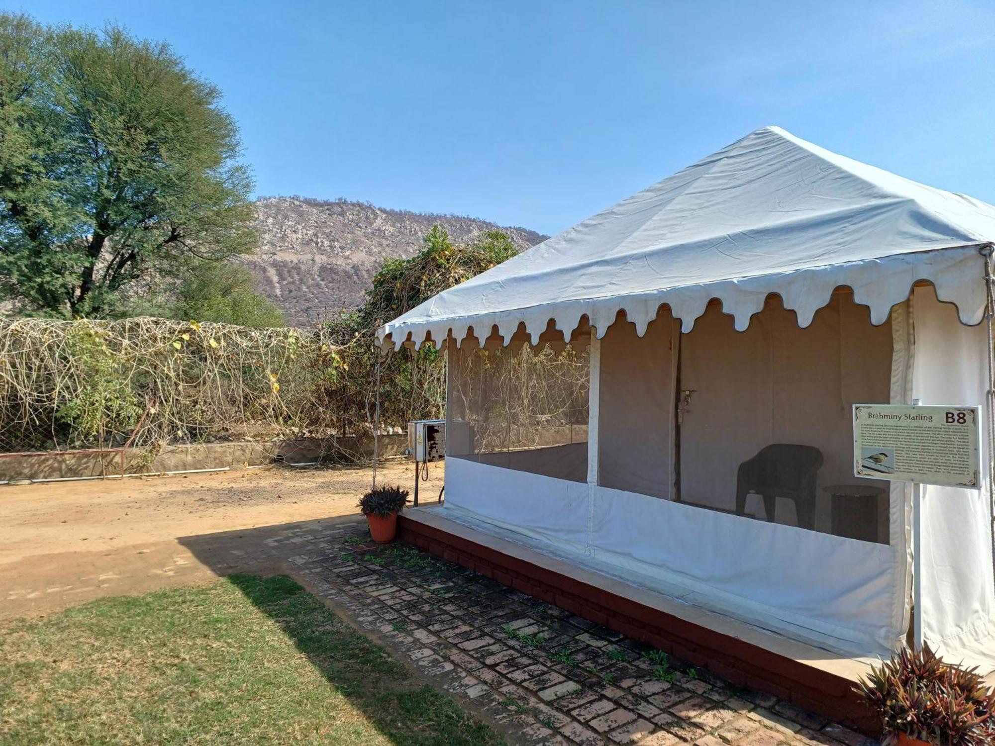 Shivir Aranya - Wilderness Resort Alwar Eksteriør billede