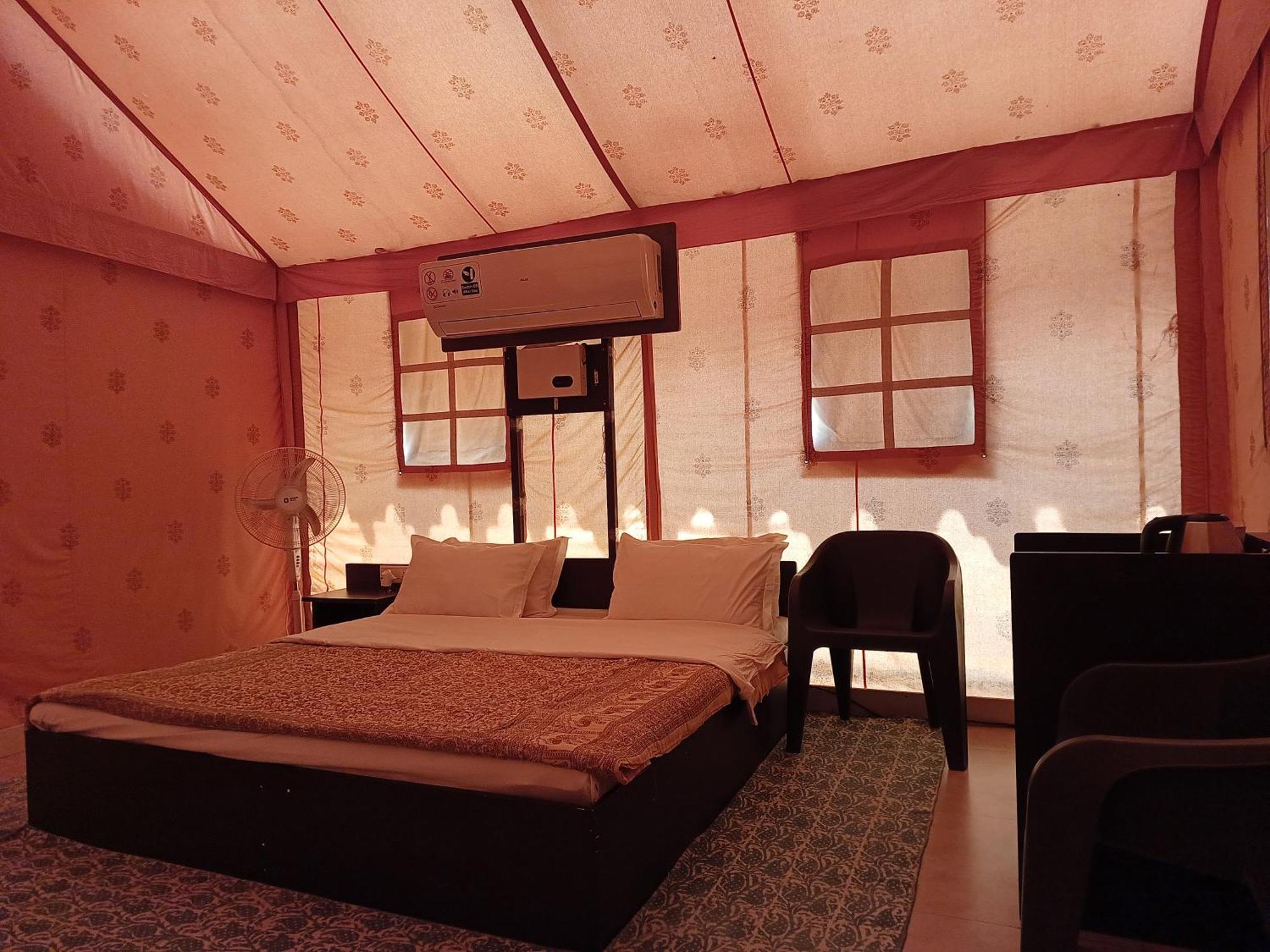 Shivir Aranya - Wilderness Resort Alwar Eksteriør billede