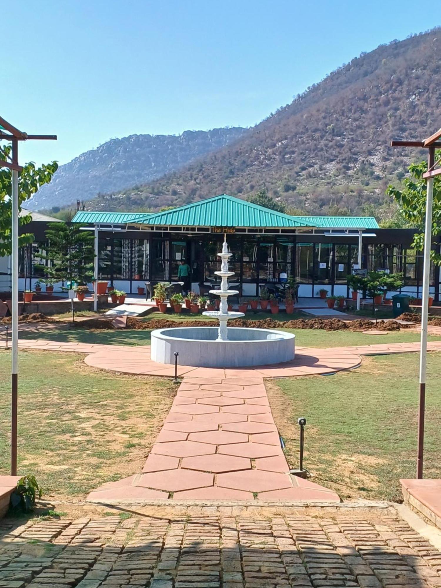 Shivir Aranya - Wilderness Resort Alwar Eksteriør billede