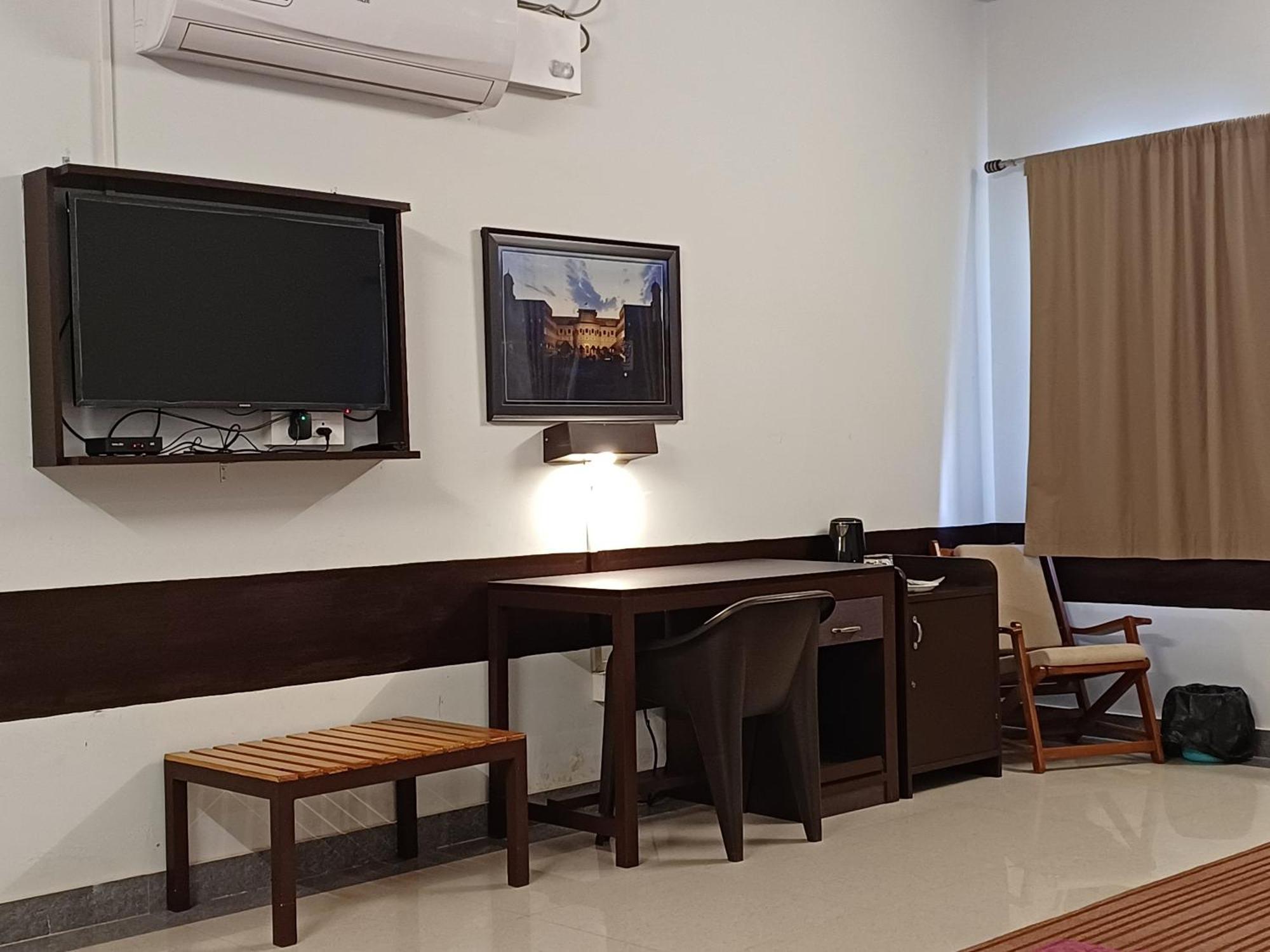 Shivir Aranya - Wilderness Resort Alwar Eksteriør billede