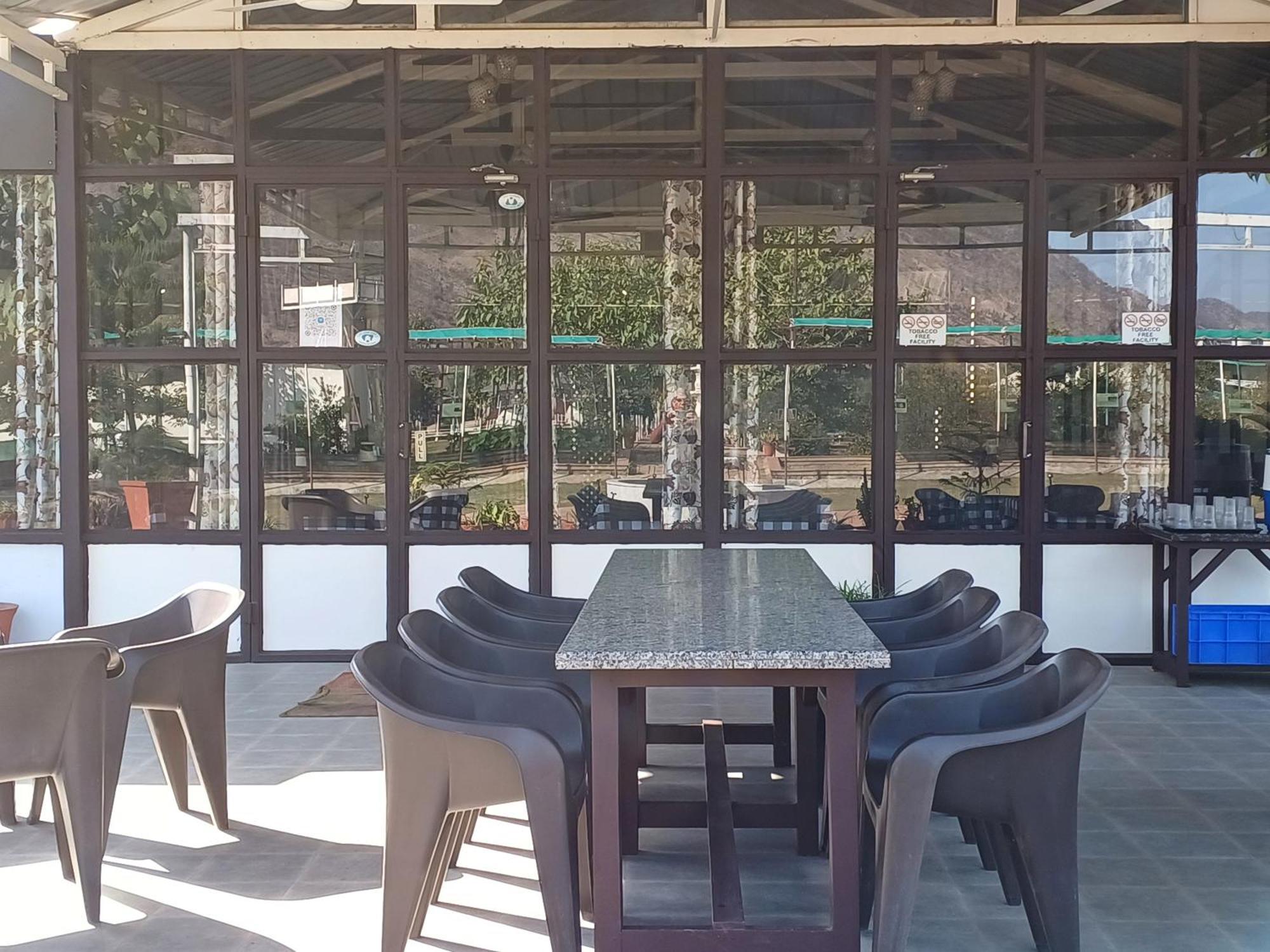 Shivir Aranya - Wilderness Resort Alwar Eksteriør billede