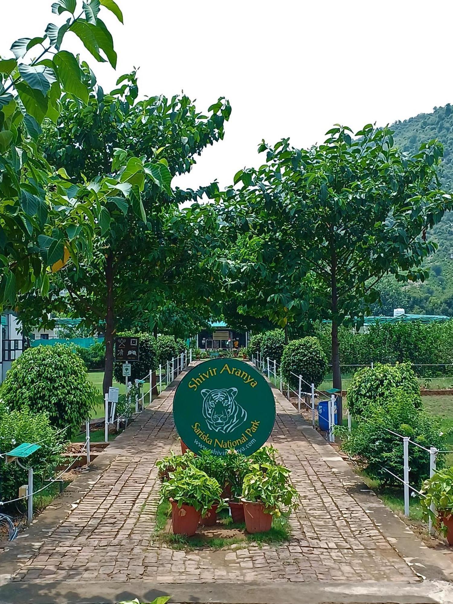 Shivir Aranya - Wilderness Resort Alwar Eksteriør billede